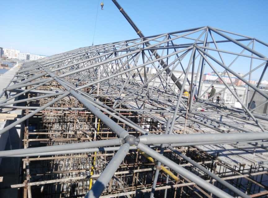 厦门商贸城屋顶网架工程